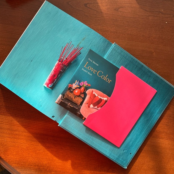 Love Color 💙❤️ - Picture 3 of 4